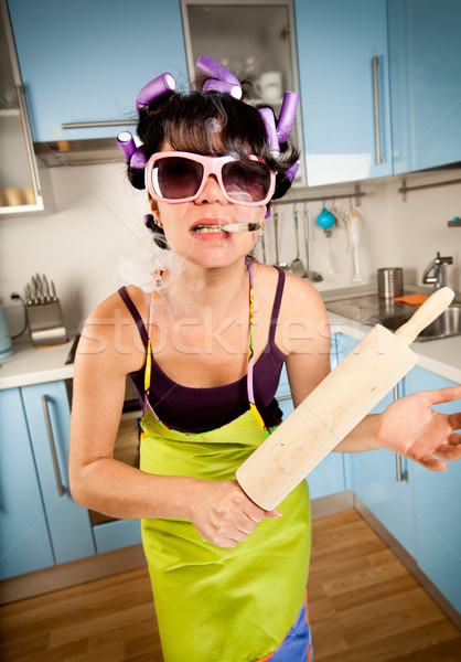 瘋狂的 家庭主婦 室內 廚房 女子 婦女 商業照片 © cookelma