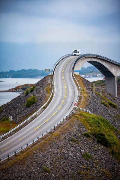 Ocean drogowego karawana samochodu autostrady tytuł Zdjęcia stock © cookelma
