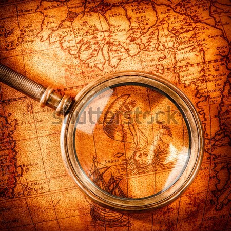 Vintage kompas leży starożytnych mapie świata martwa natura Zdjęcia stock © cookelma