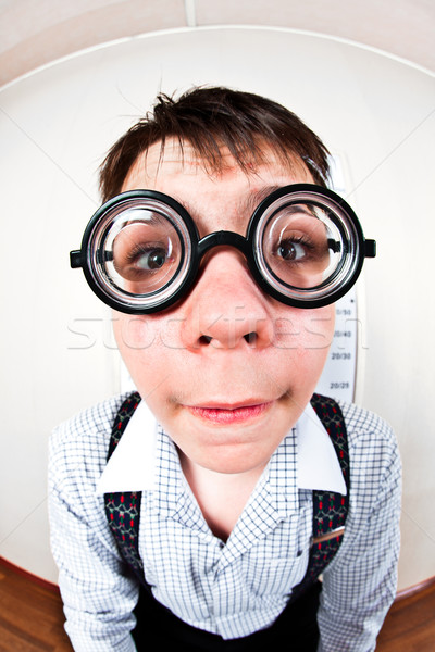 Imagine de stoc: Persoană · ochelari · birou · medic · copii