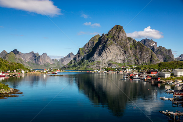 Archipel Norvège paysages dramatique montagnes ouvrir Photo stock © cookelma