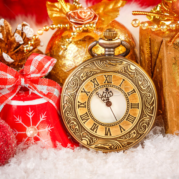 Foto stock: Navidad · reloj · de · bolsillo · naturaleza · muerta · fiesta · nieve · metal