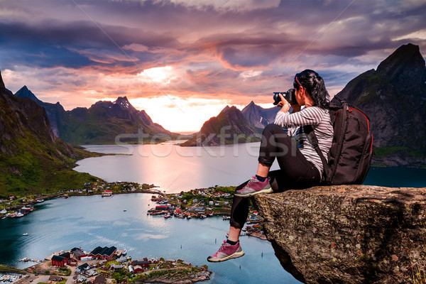 Charakter fotograf Norwegia archipelag turystycznych kamery Zdjęcia stock © cookelma