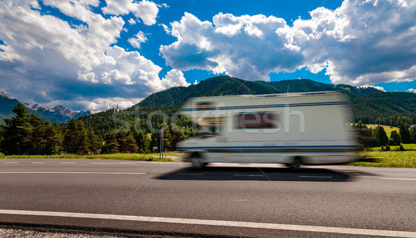 Foto stock: Família · férias · viajar · férias · trio · caravana