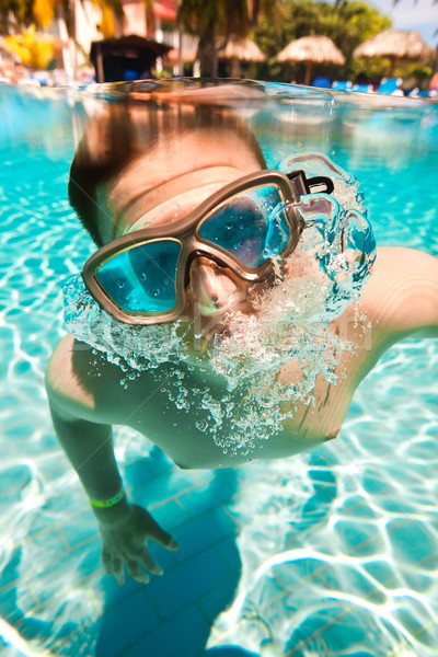 Tinédzser medence víz sport gyermek fény Stock fotó © cookelma