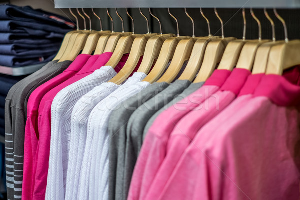 Odzież sklep modny ubrania t-shirt żółty Zdjęcia stock © cookelma