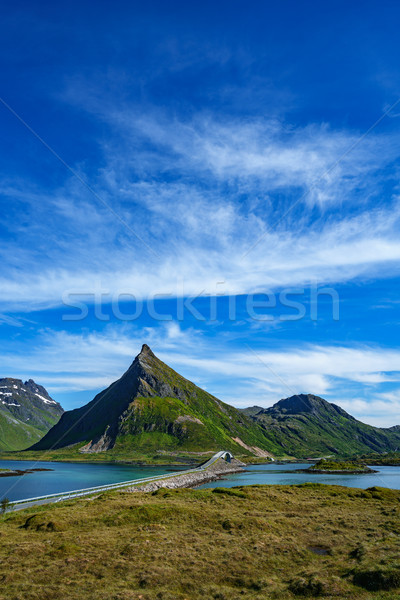 Archipelag Norwegia dekoracje dramatyczny góry otwarte Zdjęcia stock © cookelma