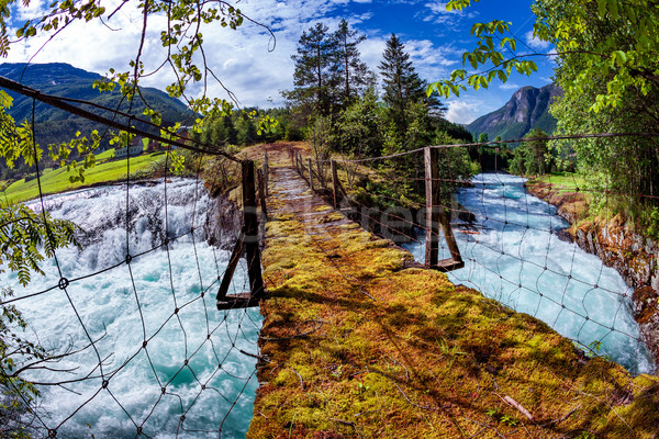 Stock fotó: Függőhíd · hegy · folyó · Norvégia · gyönyörű · természet