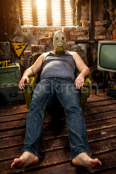 Człowiek maska osoby słońce świetle okno Zdjęcia stock © cookelma