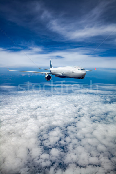 Foto stock: Cielo · vuelo · nubes · azul · viaje · avión