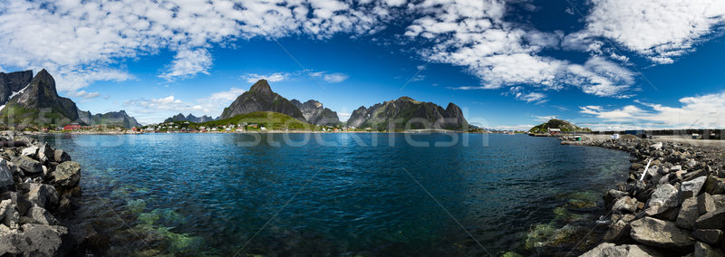 Panoráma szigetvilág szigetek Norvégia díszlet drámai Stock fotó © cookelma