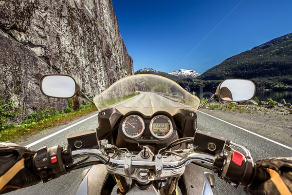 Vedere munte motocicletă bicicletă viteză Imagine de stoc © cookelma