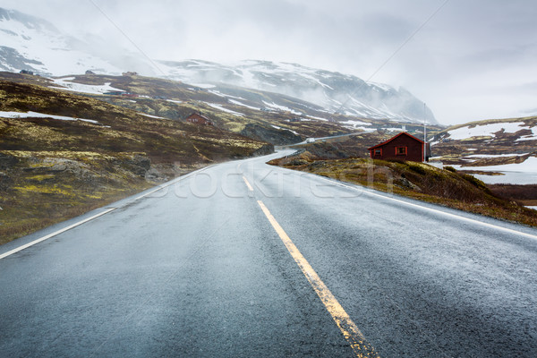 Dağ yol Norveç etrafında sis kar Stok fotoğraf © cookelma