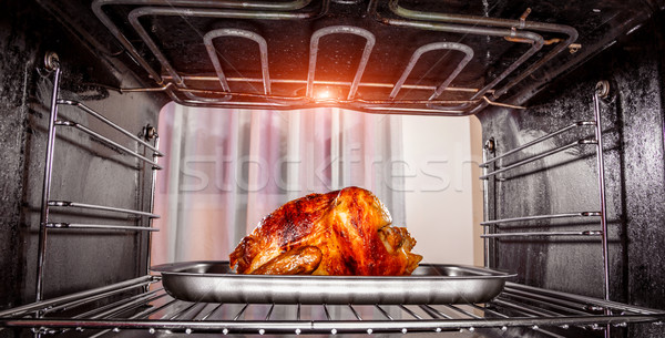 Friptura de pui cuptor vedere gătit Ziua Recunostintei Imagine de stoc © cookelma