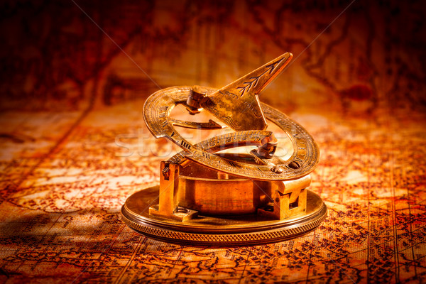 Vintage boussole mensonges anciens carte du monde still life [[stock_photo]] © cookelma