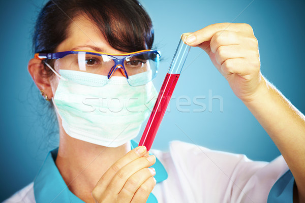 Foto stock: Científico · laboratorio · prueba · jóvenes · mano