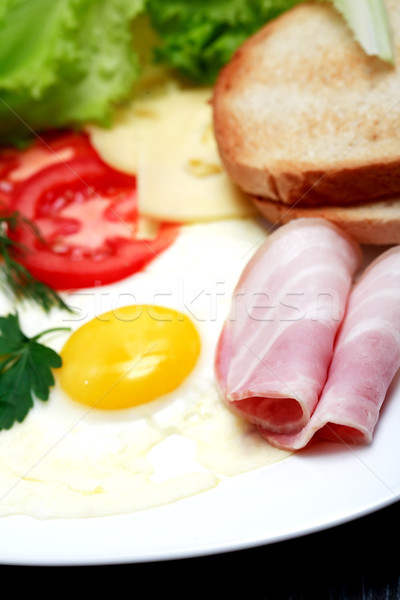 Foto stock: Frito · huevos · primer · plano · placa · jamón · queso