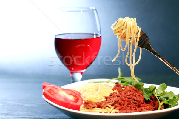Olasz tészta hagyományos vacsora tányér vörösbor Stock fotó © cosma