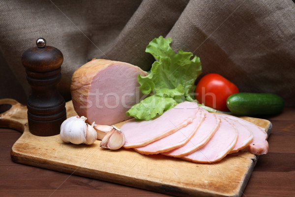 Sonka zöldségek szeletel fából készült vágódeszka konyha Stock fotó © cosma