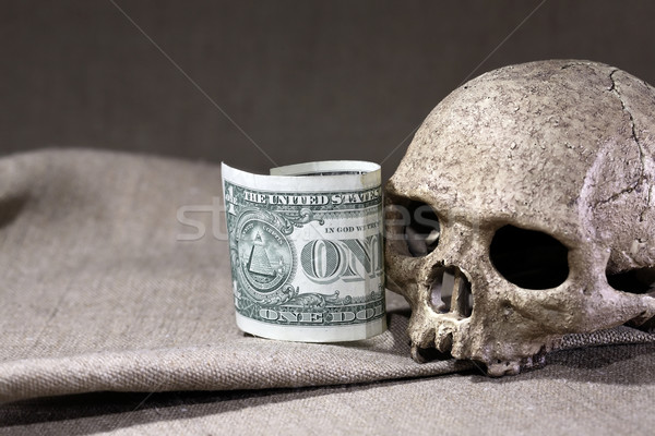 Foto stock: Dólar · falência · humanismo · crânio · um · projeto · de · lei