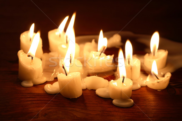 Velas madeira conjunto iluminação fogo Foto stock © cosma