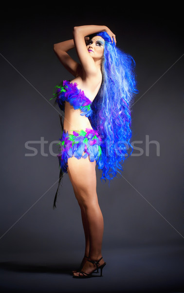Femeie albastru peruca rochie fată Imagine de stoc © courtyardpix