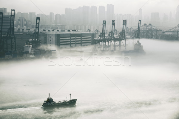 Stockfoto: Hong · Kong · vracht · haven · mist · stad · industrie
