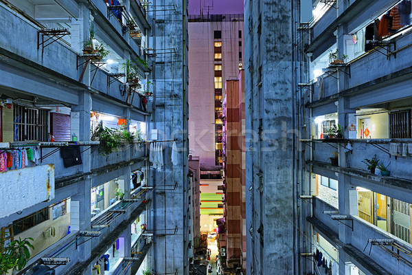 Hong Kong barrio bajo centro de la ciudad edificio pared puesta de sol Foto stock © cozyta