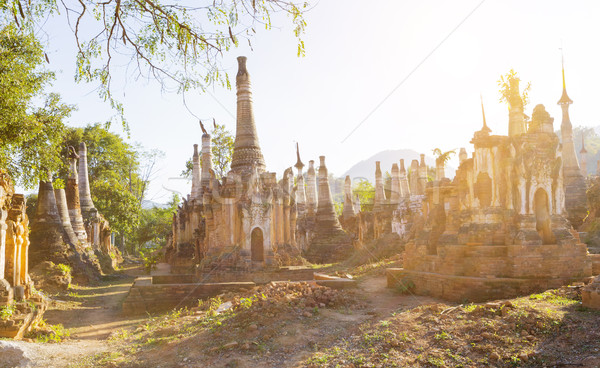 ören eski budist köy göl Myanmar Stok fotoğraf © cozyta