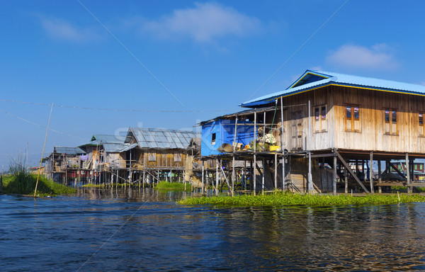 Göl geleneksel köy su ev Stok fotoğraf © cozyta