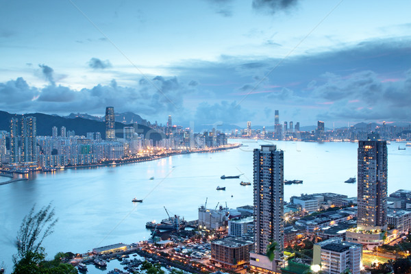 Hong Kong gün modern binalar iş gökyüzü Stok fotoğraf © cozyta