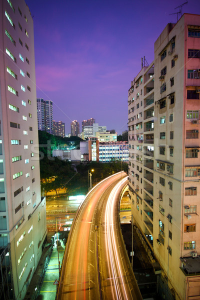 Trafic centrul orasului noapte oraş lumina şosea Imagine de stoc © cozyta