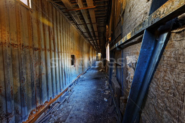 öreg elhagyatott rom gyár kár épület Stock fotó © cozyta
