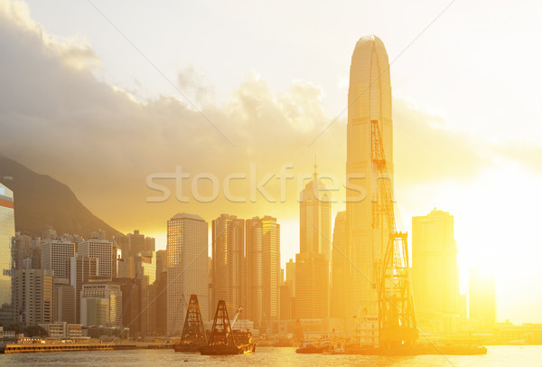 Stock fotó: Hongkong · naplemente · irodaépületek · iroda · épület · absztrakt