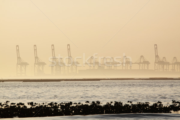 Contenant brumeux matin affaires industrie architecture [[stock_photo]] © cozyta