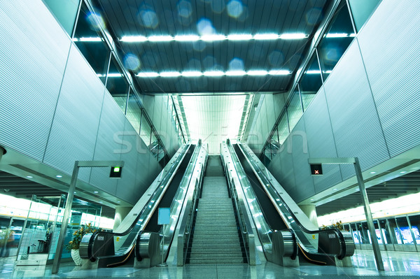 エスカレーター 階段 壁 抽象的な 光 ランプ ストックフォト © cozyta
