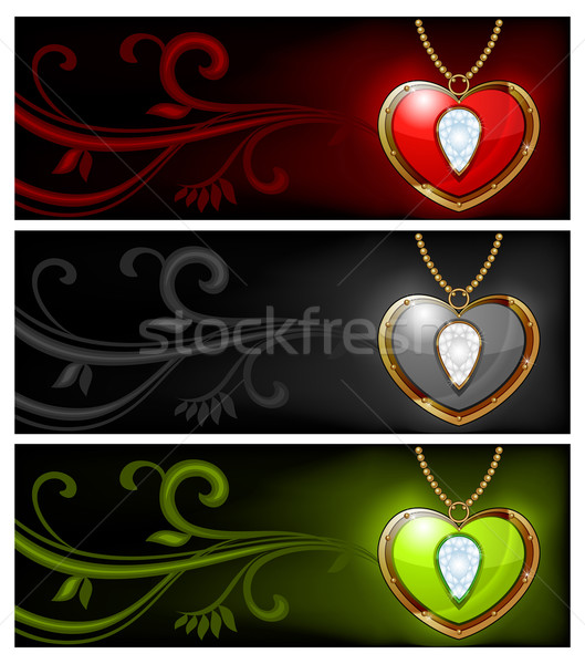 Joyas corazón collar aislado oscuro Foto stock © creatOR76