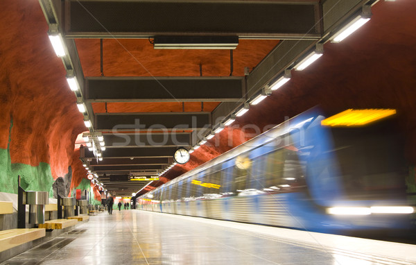 Metra szybko pociągu podróży miejskich Zdjęcia stock © ctacik