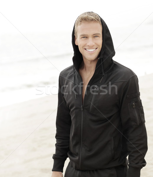 Sonriendo joven aire libre brillante retrato hombre Foto stock © curaphotography