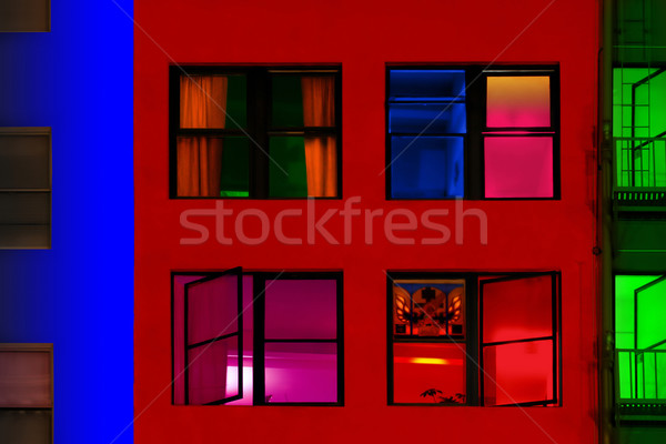 Colorat clădirilor atasate alte casă Imagine de stoc © curaphotography