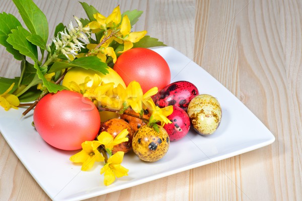 œufs de Pâques fleurs du printemps blanche céramique soucoupe Pâques [[stock_photo]] © cwzahner