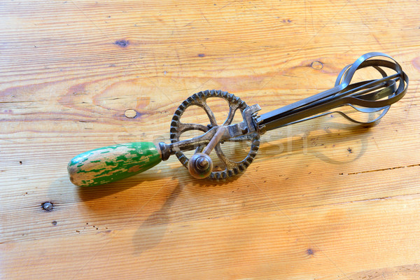 Vieux mixeur table en bois bois industrielle rétro [[stock_photo]] © cwzahner