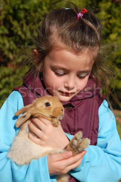 Meisje bunny beste vriend jonge dier angst Stockfoto © cynoclub