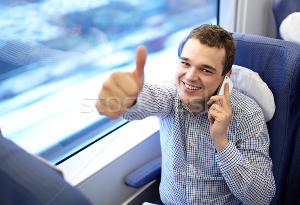 Tineri de succes om de afaceri tren zâmbitor modern Imagine de stoc © d13