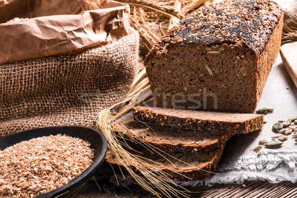 Fatto in casa pane di frumento natura mais bella fresche Foto d'archivio © Dar1930