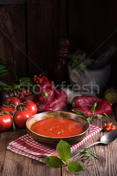 Rustikal Tomatensuppe Küche rot Tomaten Olivenöl Stock foto © Dar1930