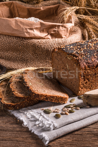 домашний цельнозерновой хлеб природы кукурузы красивой свежие Сток-фото © Dar1930