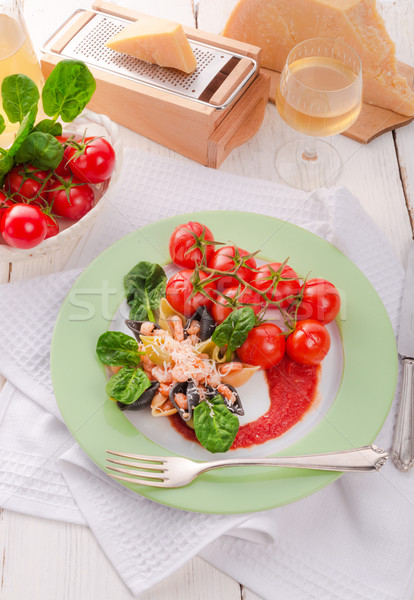 Conchiglie with North Sea shrimps and spinach Stock photo © Dar1930