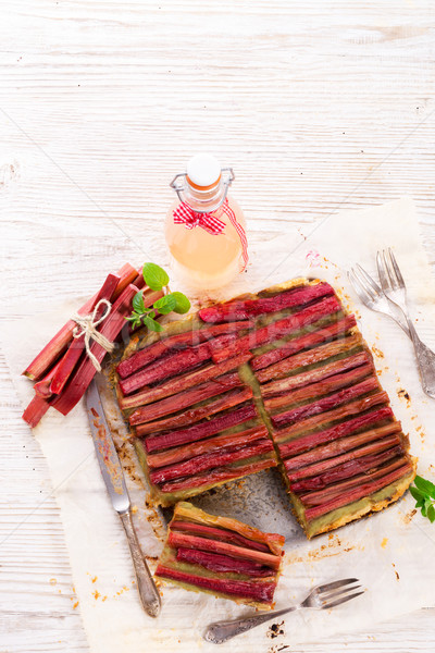 Rhabarber Kuchen Tabelle grünen gelb frischen Stock foto © Dar1930