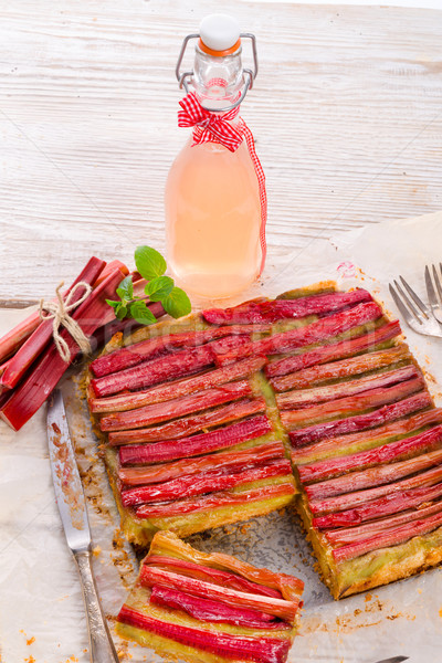 Rhabarber Kuchen Tabelle grünen gelb frischen Stock foto © Dar1930